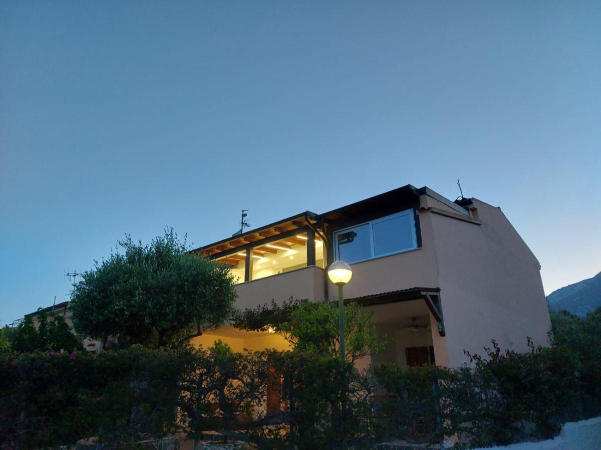 Mama House Con Vista Mare Lejlighed Cala Gonone Eksteriør billede