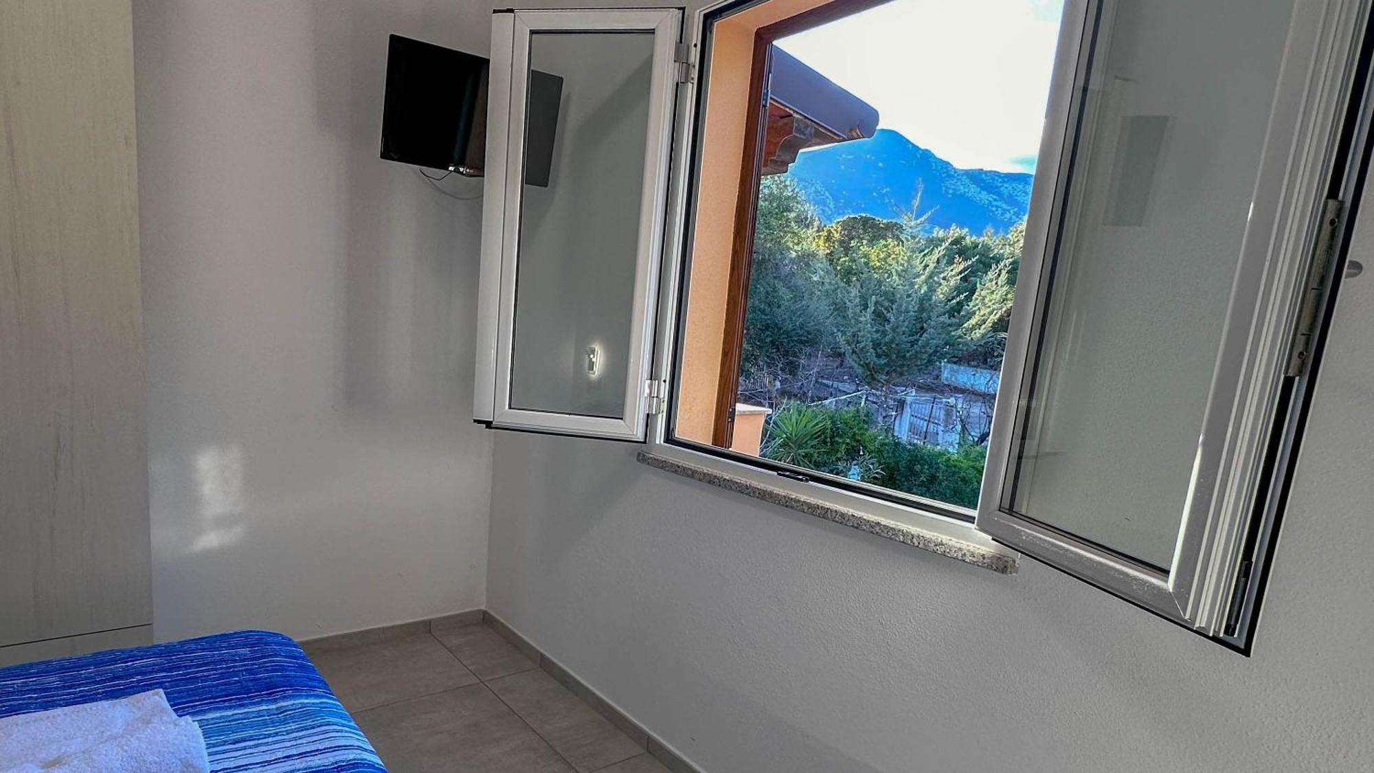 Mama House Con Vista Mare Lejlighed Cala Gonone Eksteriør billede